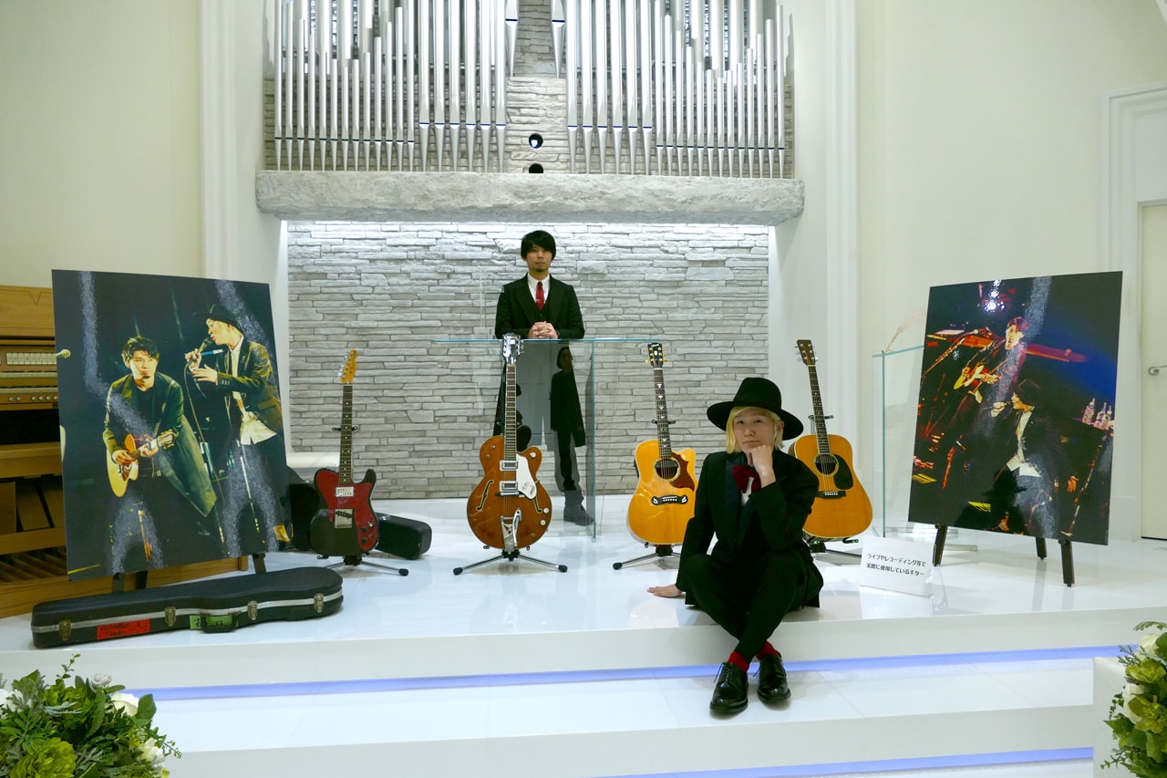 吉田山田、聖夜のディナーショーで豪華な料理とライブでファン満たす