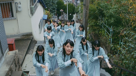 STU48「風を待つ」ミュージックビデオのワンシーン。