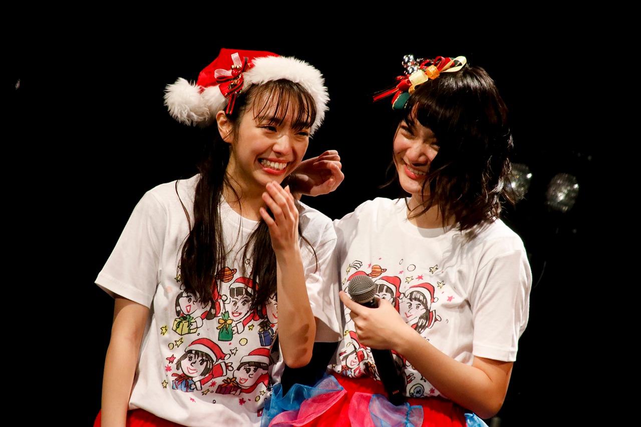 左から内藤るな、椎名るか（撮影：小坂茂雄）