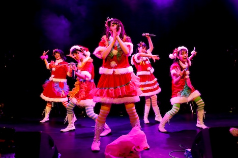 ロッカジャポニカ「ロジャメリ2018 ～Saint Mental gift～」の様子。（撮影：小坂茂雄）