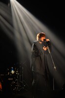 岸洋佑（提供：日本コロムビア）