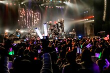 「mono palette.-Black Paints-」の様子。（Photo by Viola Kam[V'z Twinkle]）