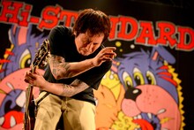 横山健（G / Hi-STANDARD）（Photo by Yasumasa Handa［Showcase］）