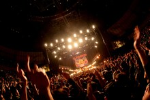 Hi-STANDARD「THE GIFT EXTRA TOUR 2018」神奈川・横浜アリーナ公演の様子。（Photo by Yasumasa Handa［Showcase］）