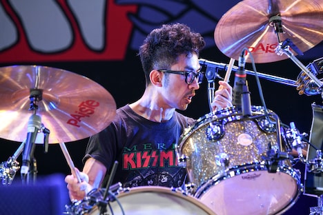 恒岡章（Dr / Hi-STANDARD）（Photo by Teppei Kishida）