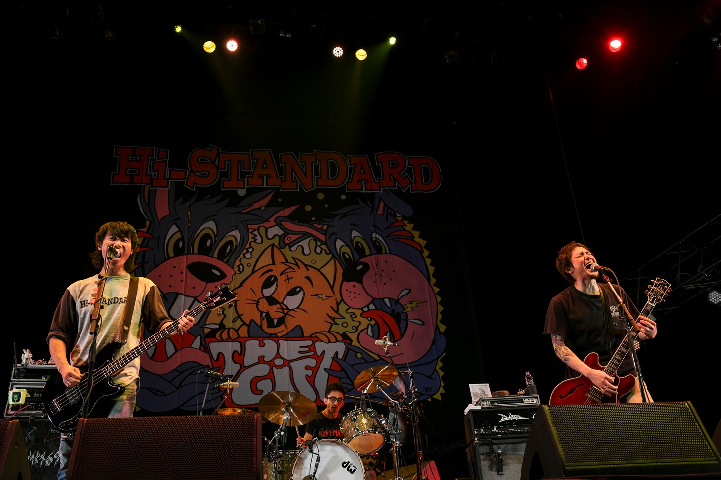 Hi-STANDARD「THE GIFT EXTRA TOUR 2018」神奈川・横浜アリーナ公演の様子。（Photo by Teppei Kishida）
