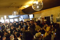 「中村佳穂BAND presents. 2nd album 『AINOU』 release party～好きな人の音楽で旅立たせるの巻～ at下北沢440」の様子。（撮影：森建二）