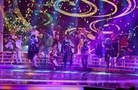 リハーサル中の刀剣男士。