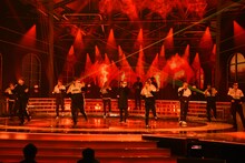 EXILEの音合わせの様子。