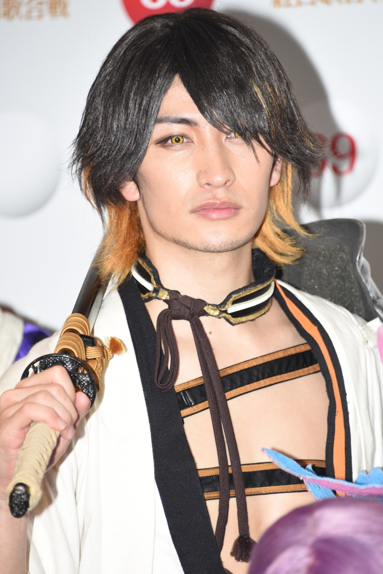 伊万里有演じる長曽祢虎徹。 - 今年の漢字は「刀ですな」、和泉守兼定