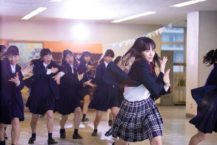 Mrs Green Appleの高校サッカー応援歌に乗せ 清原果耶がダンス 音楽ナタリー
