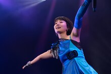 新井愛瞳（撮影：マツオシンジ）