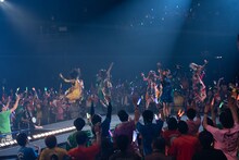 アップアップガールズ（仮）全曲ライブ3部の様子。（撮影：マツオシンジ）