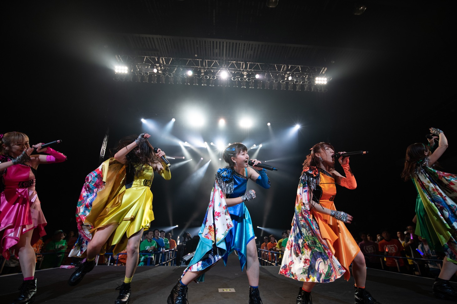 アップアップガールズ（仮）全曲ライブ3部の様子。（撮影：マツオシンジ）