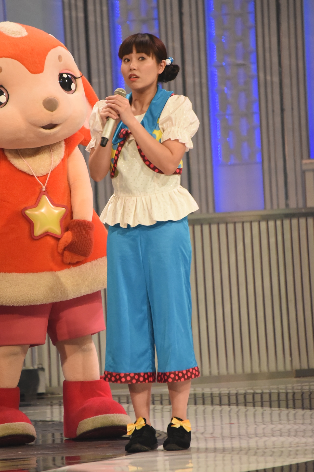 上原りさ