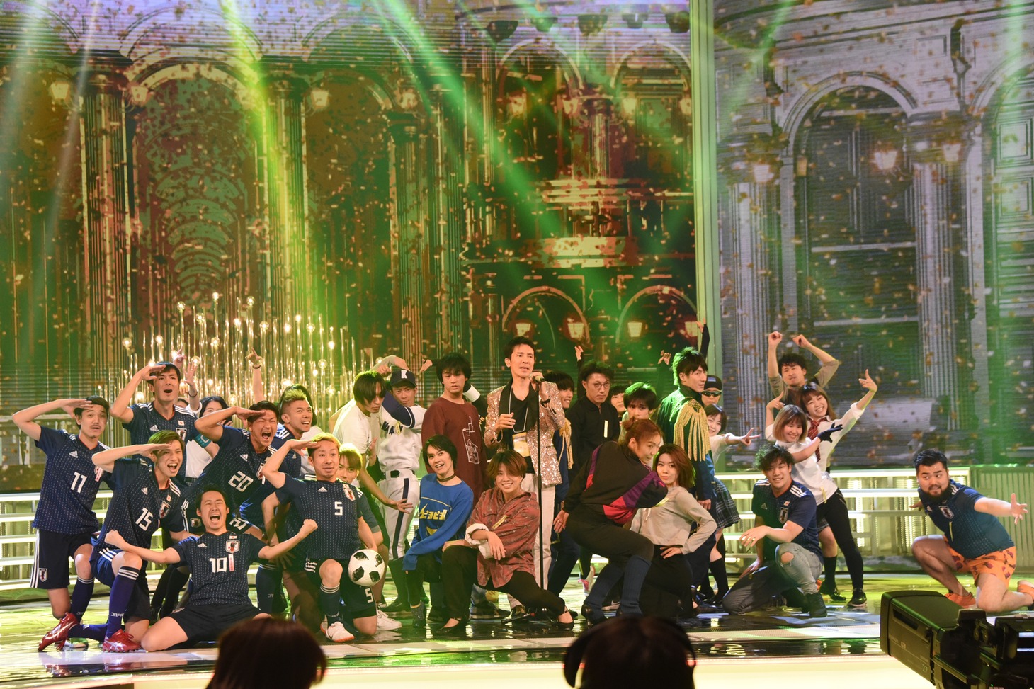 リハーサル中の郷ひろみ。