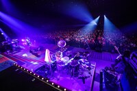 「SILENT SIREN 年末スペシャルライブ2018『平成最後だョ！サイファミ全員集合!!』」の様子。