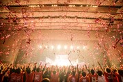 「SILENT SIREN 年末スペシャルライブ2018『平成最後だョ！サイファミ全員集合!!』」の様子。