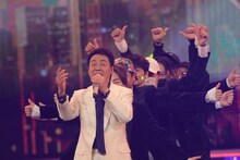 五木ひろしとDA PUMP。