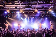 uijinのライブの様子。（撮影：秋和杏佳）