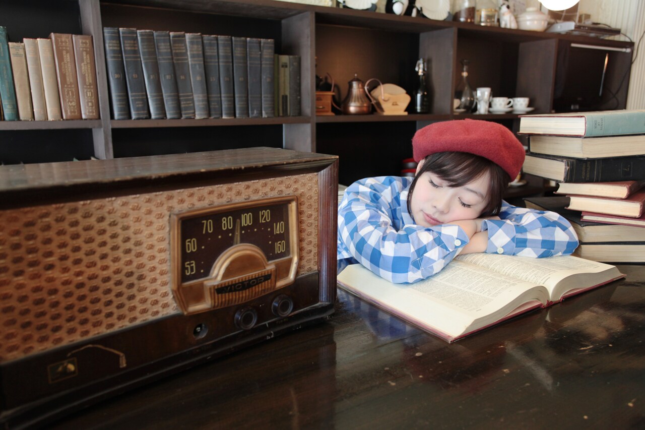 藤岡みなみ店長の「タイムトラベル専門書店 utouto books」オープン