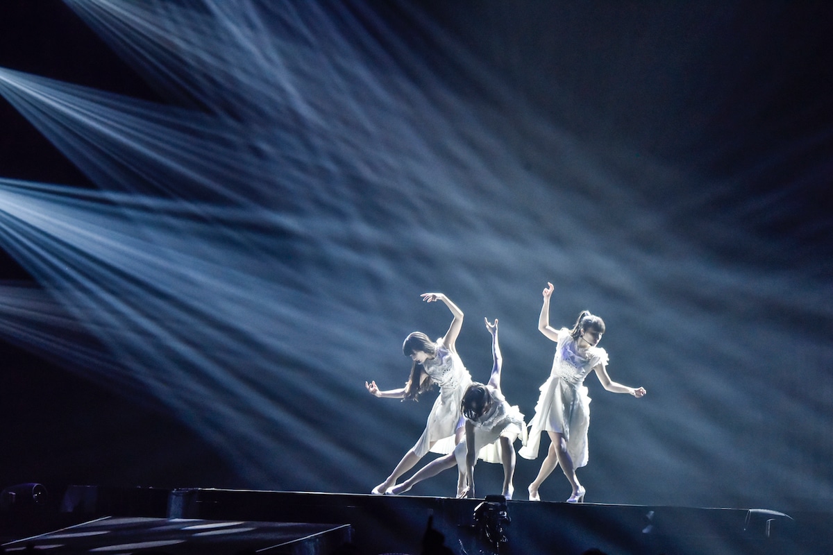 「Perfume 7th Tour 2018『FUTURE POP』」神奈川・横浜アリーナ公演でのPerfume。（撮影：高田梓）