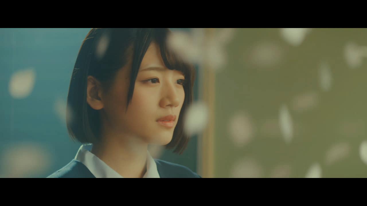 Aimer「花びらたちのマーチ」MV公開、けやき坂46佐々木美玲が主演務める