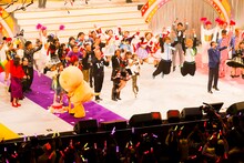 ももいろクローバーZ「ゆく桃くる桃 ～第2回 ももいろ歌合戦～」の様子。（Photo by HAJIME KAMIIISAKA＋Z）