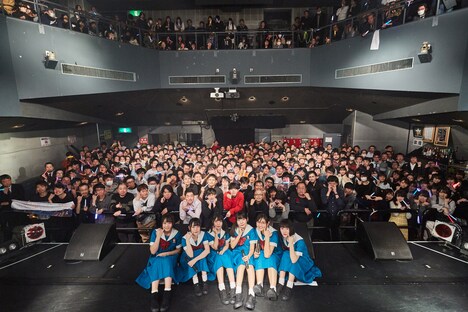 tipToe. 2nd Anniversary 4th ONEMAN「The Curtain Rises」の様子。（撮影：浅野将司）