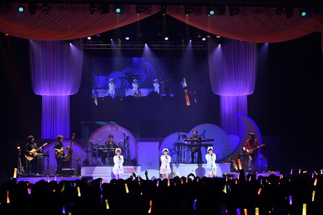 「EDP presents ひなビタ♪ライブ2018 ～Sweet Smile Pajamas Party～」 昼公演の様子。