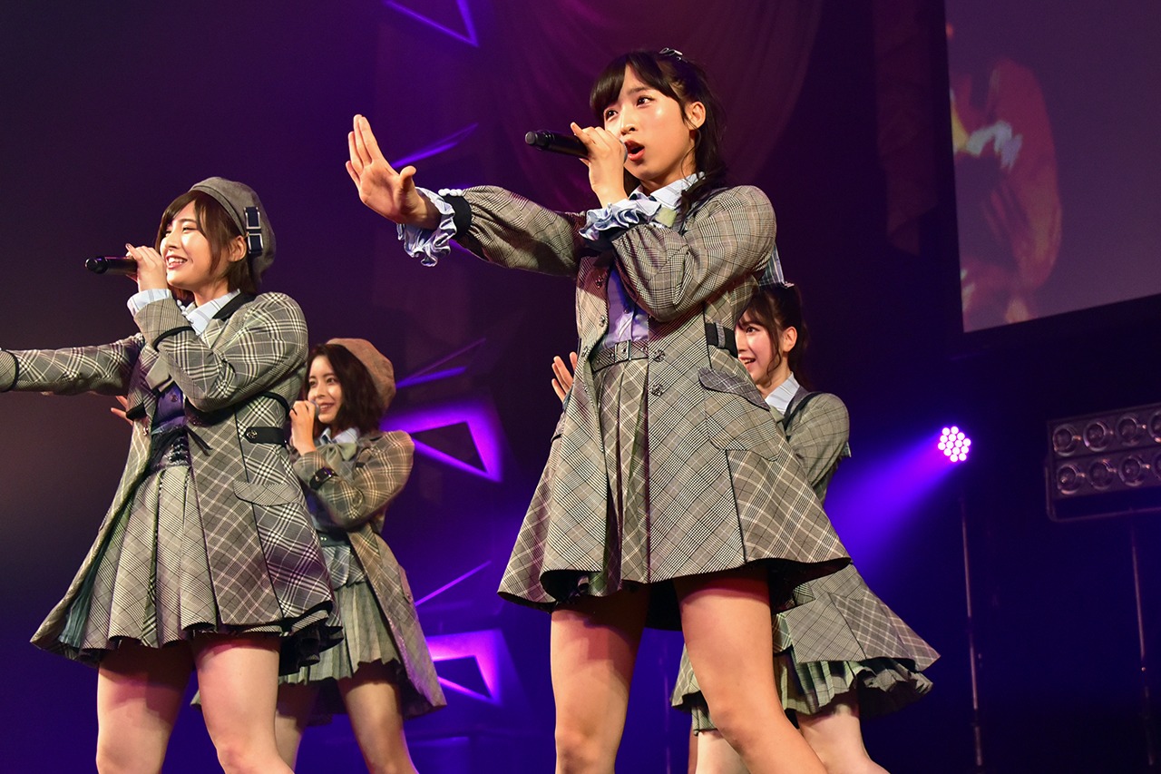 AKB48 Team 8