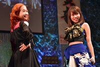 左から日向ハル（フィロソフィーのダンス）、MAINA（大阪☆春夏秋冬）。