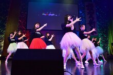 つりビットとsora tob sakanaによるコラボレーションの様子。