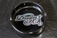 2014年のツアー「Dragon Ash Tour THE SHOW MUST GO ON」で販売された灰皿。