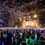ウォルピス、Sou、いすぼくろ共演「あけいえ」ライブで新年初パフォーマンス