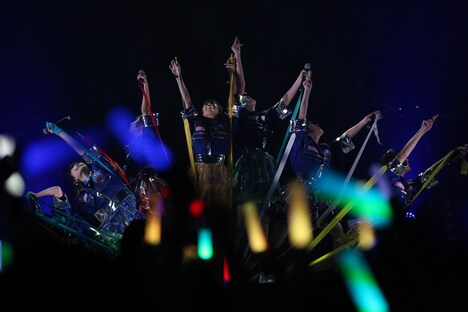 「でんぱ組.inc コスモツアー 2019 in 日本武道館 ワレワレハデンパグミインクダ ～宇宙からの帰還～」の様子。（撮影：チェリーマン）