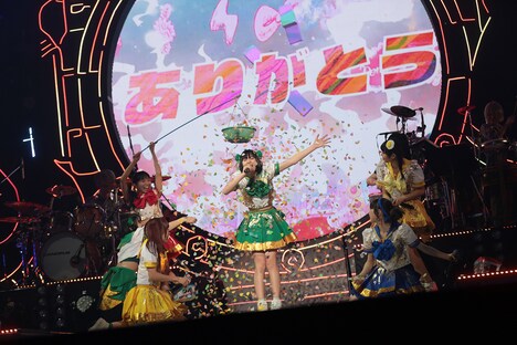 「でんぱ組.inc コスモツアー 2019 in 日本武道館 夢眠ねむ卒業公演 ～新たなる旅立ち～」の様子。（撮影：チェリーマン）