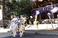 左から武部柚那、石井杏奈。