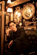 海蔵亮太「接吻」ミュージックビデオの撮影中の様子。