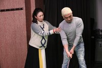 古閑美保と松本人志。(c)フジテレビ