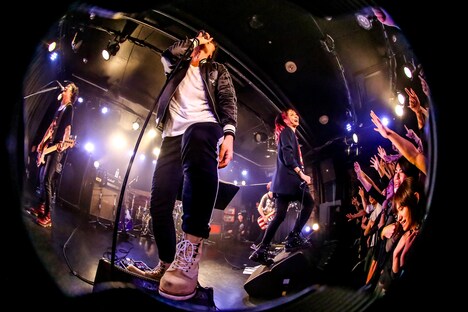 「THE KEBABS襲来」の様子。（Photo by Viola Kam [V'z Twinkle]）