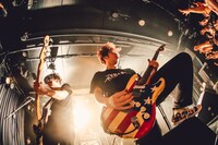 「THE KEBABS襲来」の様子。（Photo by Viola Kam [V'z Twinkle]）