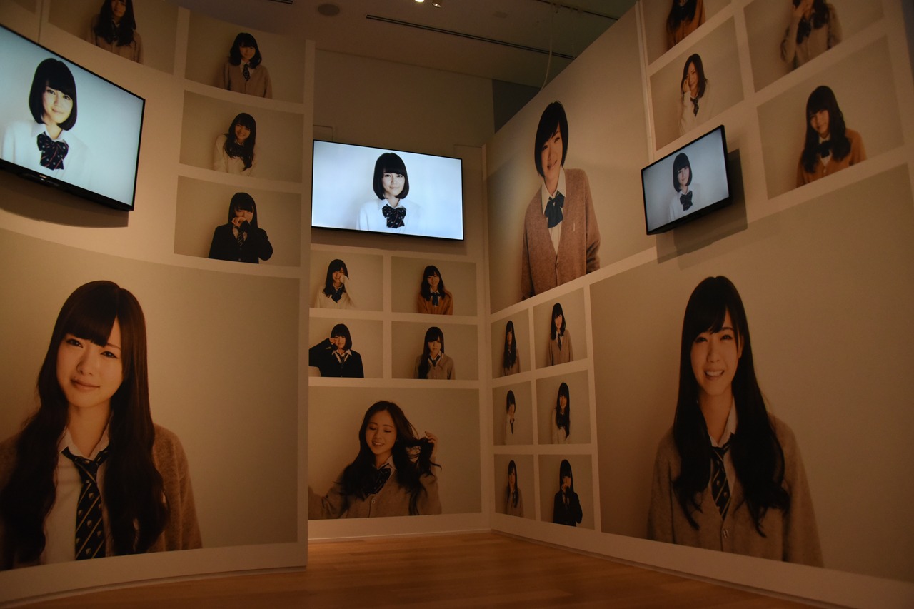 「乃木坂46 Artworks だいたいぜんぶ展」の様子。