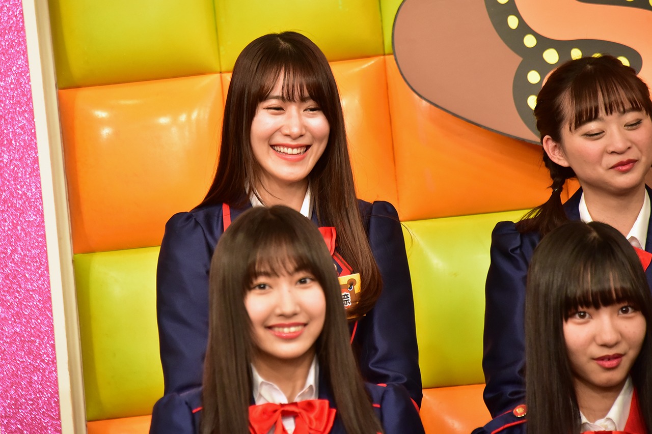 高木由麻奈（左上）