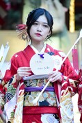 人気画像9位は「乃木坂46成人メンバーが振袖姿で意気込み、齋藤の目標は“飛鳥ちゃん”」より、寺田蘭世。