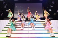 「SUPER☆GiRLS 超LIVE 2019 ～新たなる道へ～」の様子。（写真提供：エイベックス）