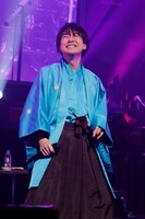 鈴村健一（撮影：草刈雅之）