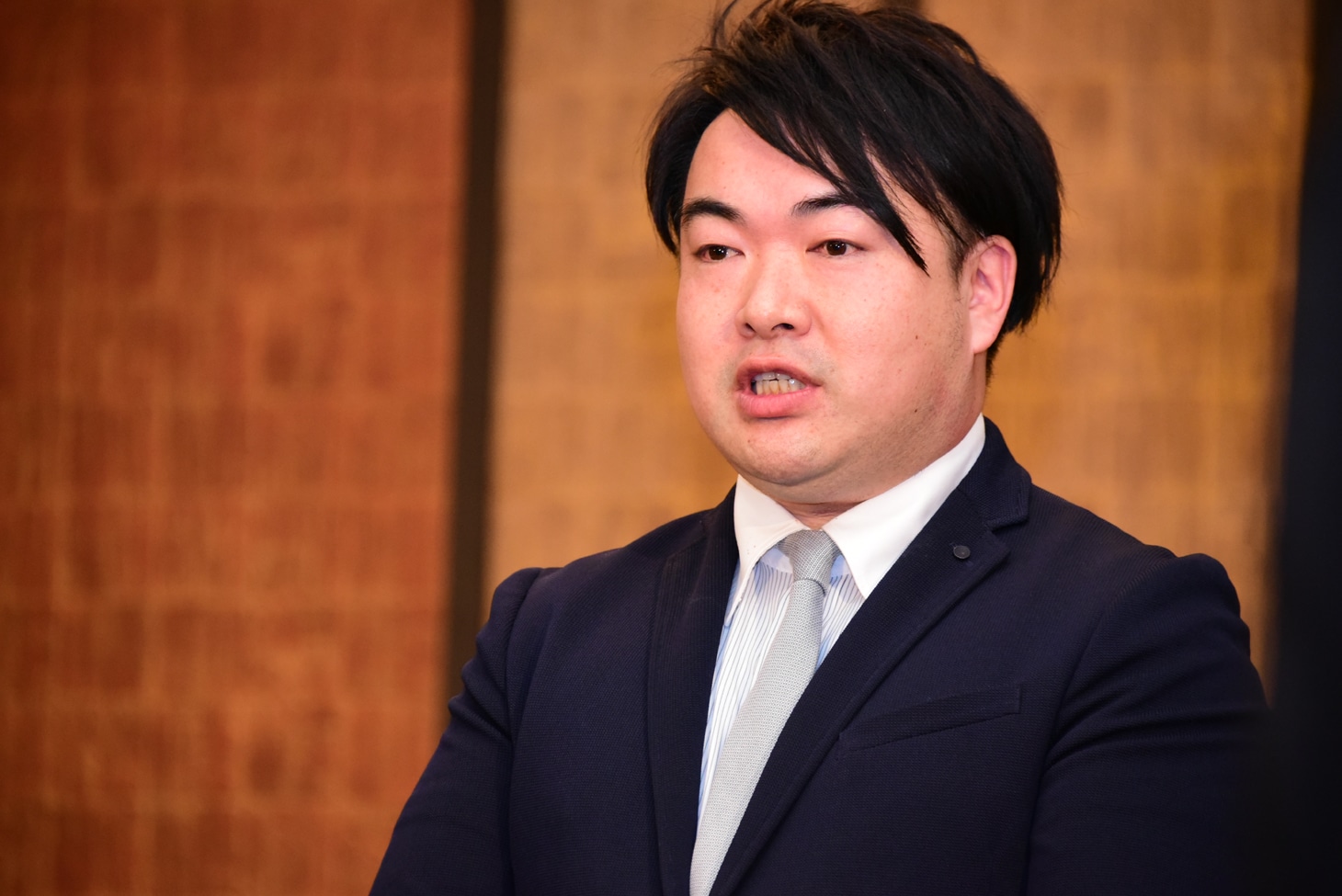 岡田剛氏