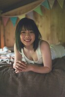 渡邉美穂（けやき坂46）1stソロ写真集「陽だまり」より。（撮影：細居幸次郎）