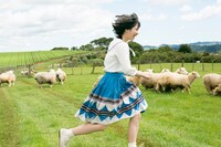 渡邉美穂（けやき坂46）1stソロ写真集「陽だまり」より。（撮影：細居幸次郎）